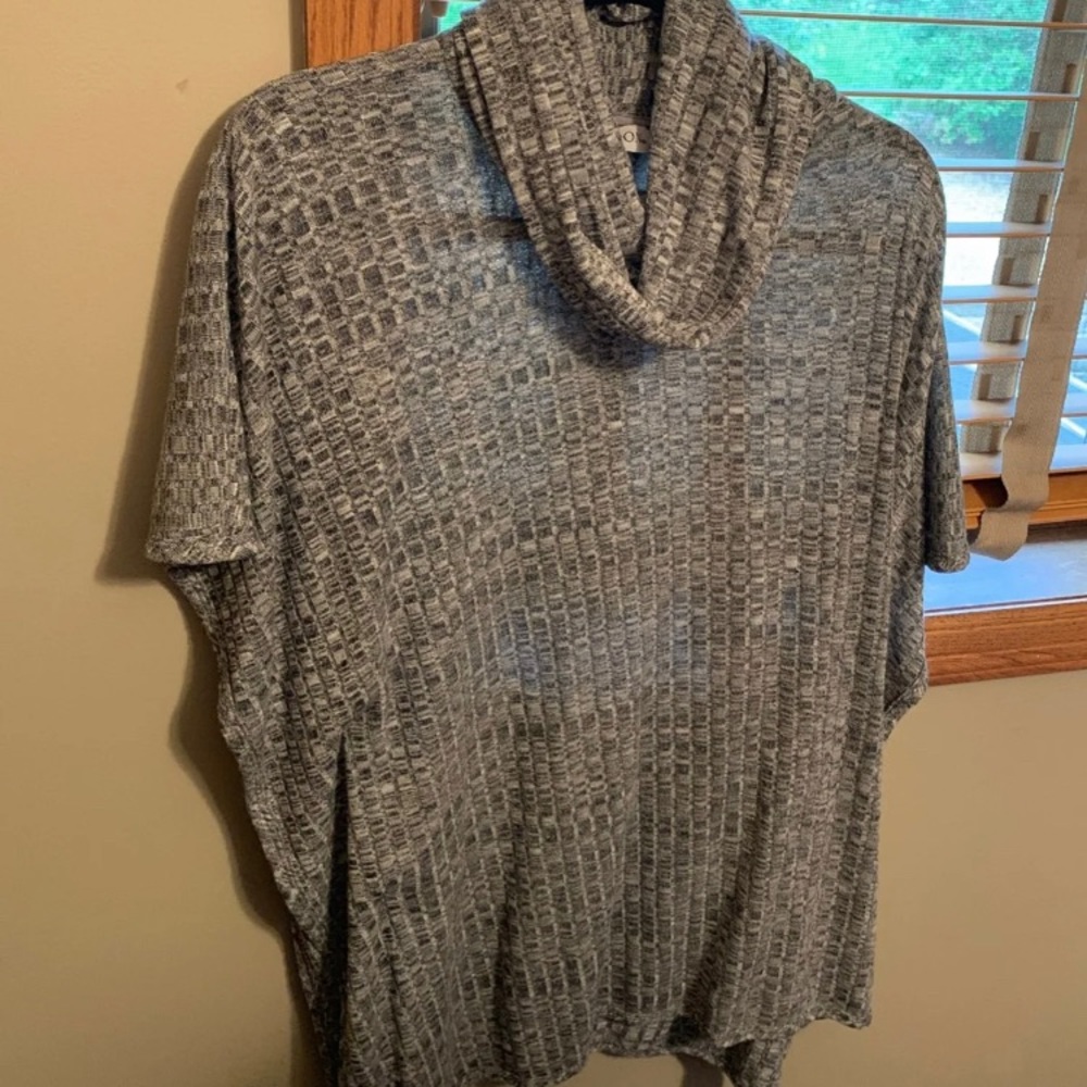 Boutique One Size Sweater